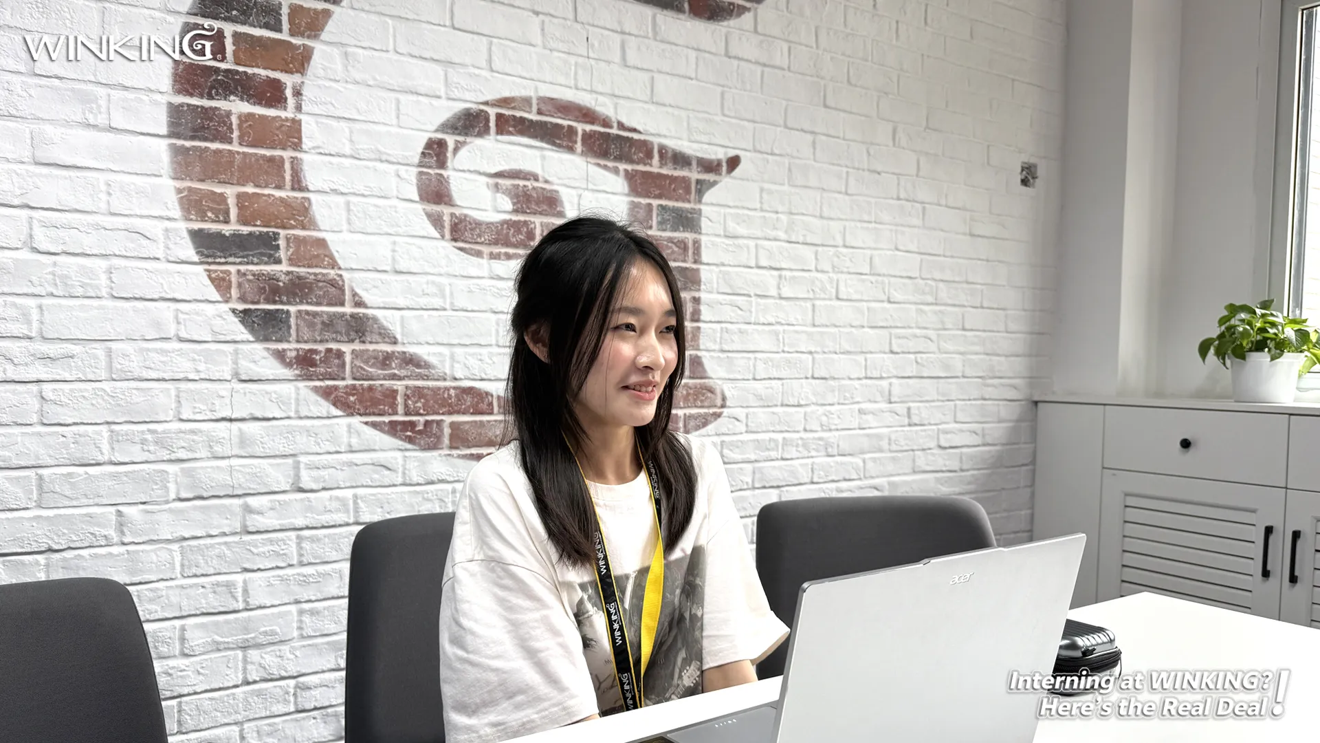 2025 intern at winking en